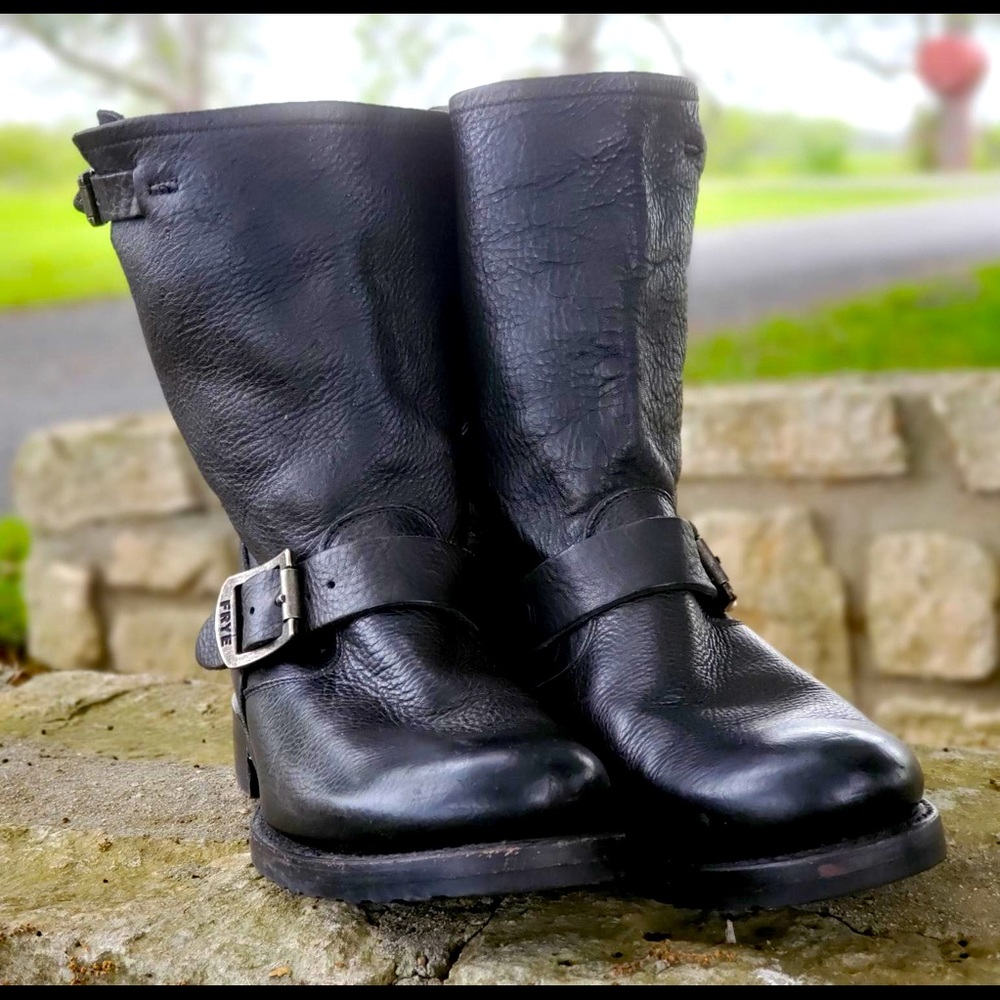 Frye Veronica Short women's boots